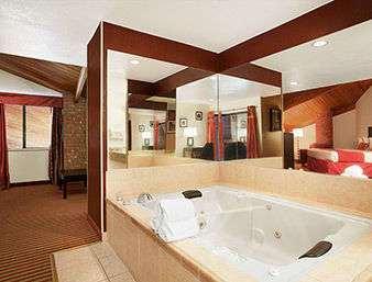 Baymont By Wyndham Motel 2*